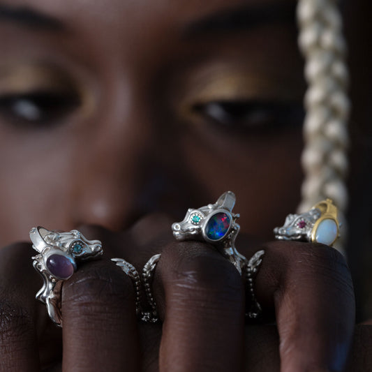 La Dragonne Mini Music Ring Chalcedony