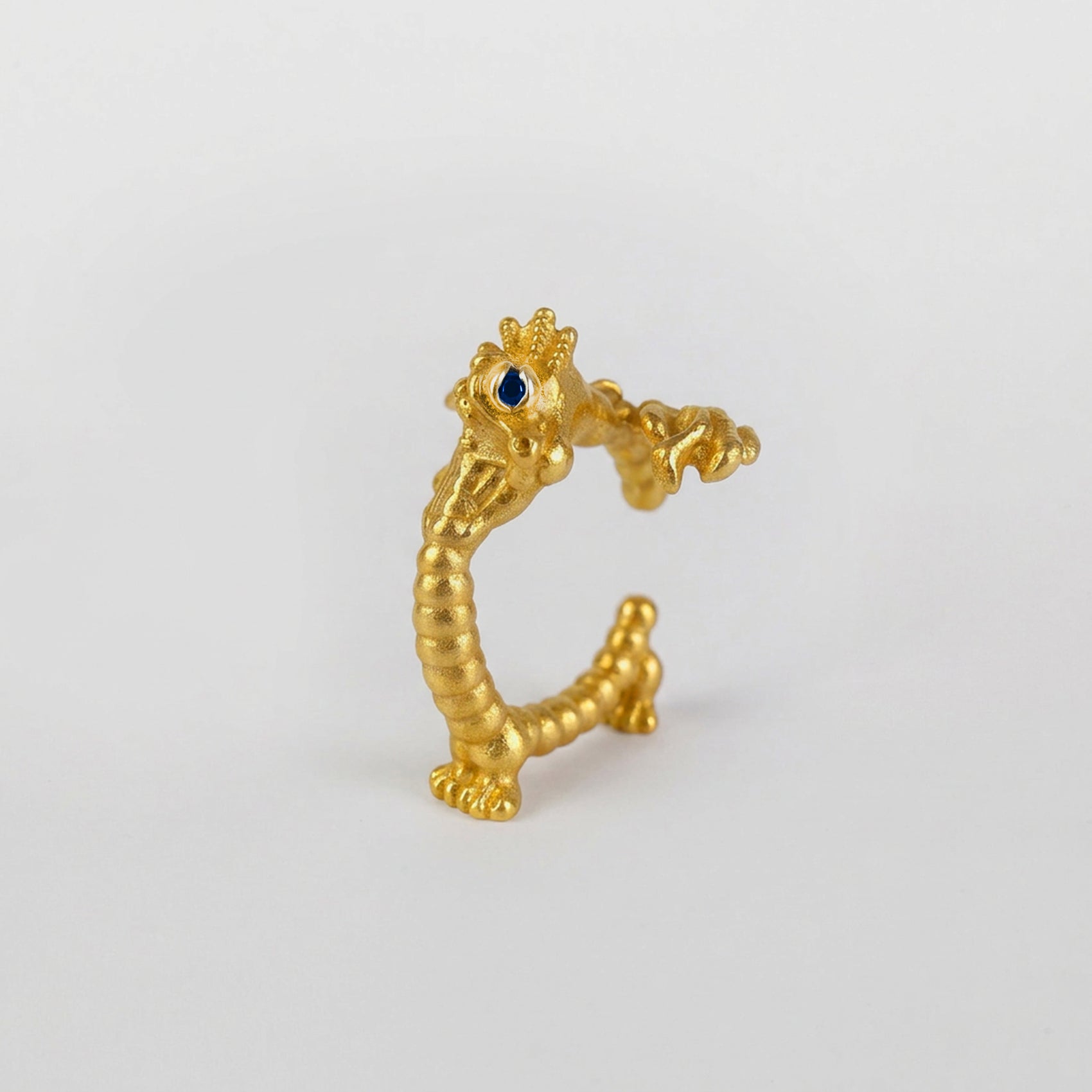 La Dragonne Ear Cuff / Gold Vermeil